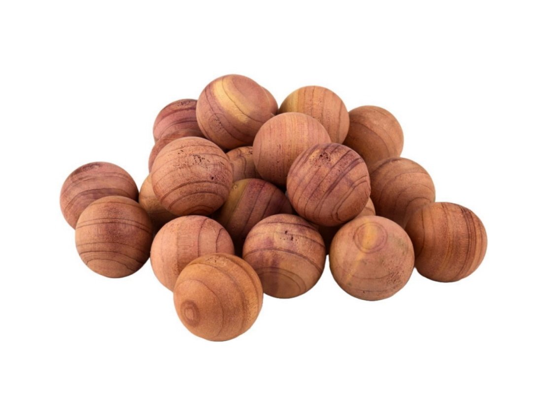 Cedar Moth Balls 16 Pack - Image 4